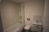 1 bed Apartment - To Let - Photo 5