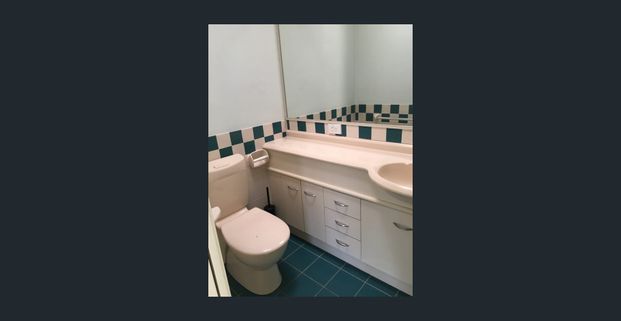 GREAT LOCATION - 3 BEDROOM UNIT - Photo 1