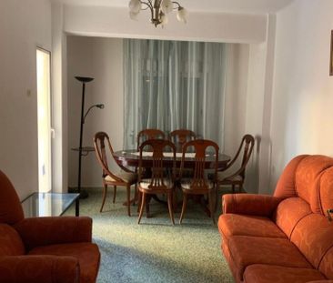 Alquiler de piso en Calle Magistral Domínguez - Foto 3