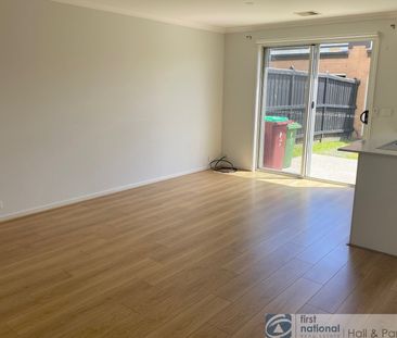 8 Honeybrook Lane, Clyde - Photo 5