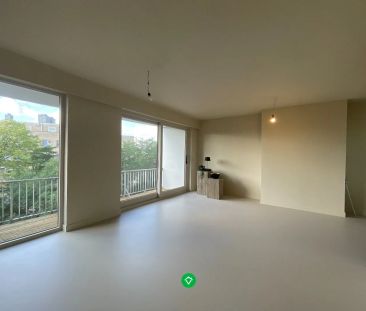 Prachtig ingericht appartement met 2 slaapkamers en terras te Roese... - Photo 1