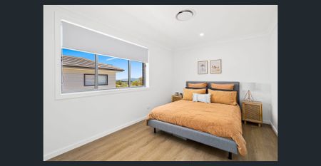 Modern Townhouse - Photo 3