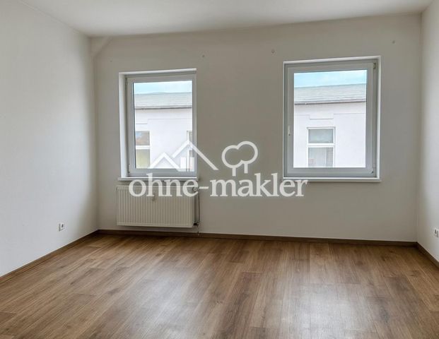 Hochwertig sanierte Altbauwohnung mit zwei Zimmern - Foto 1