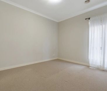 “40 Montreal Circuit CRAIGIEBURN” - Photo 1