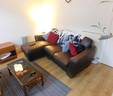 4 bedroom terraced house to rent - Photo 1