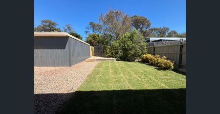 1 Exford Place Donvale Fully renovated stylish house - Photo 3