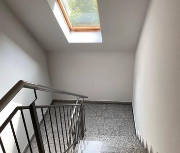 Möblierte 1,5 Zimmer-DG-Wohnung in Sudenburg mit TG-Stellplatz - Foto 1