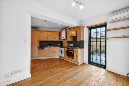 St. Pauls Crescent, London, NW1 9TN - Photo 5