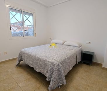 GROUND FLOOR APARTMENT 4 BEDROOMS IN TORREVIEJA - Photo 2