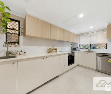 Double Brick Townhouse In Prime Location - Photo 6