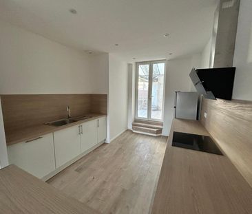 Location Appartement 2 pièces 51m² ST CHAMOND 42400 - Photo 4