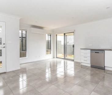 Modern Living and Low Maintenance! - Photo 3