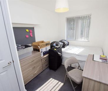 7 bedroom house to rent - Photo 4