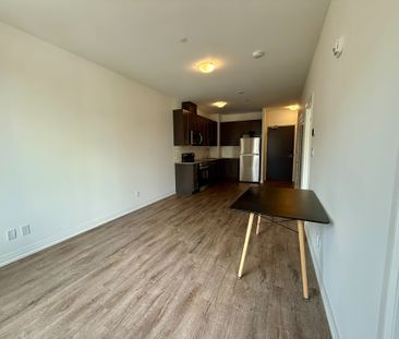 For Lease - 3265 Carding Mill Trail Unit# 309, Oakville, Ontario - Photo 2