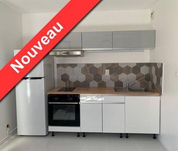 Location appartement rénové 1 pièce 28.63 m² à Romans-sur-Isère (26... - Photo 3