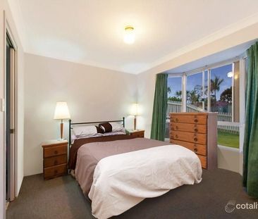 Well-Located Family Home With Pool - Photo 4