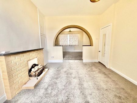 2 bedroom terraced house to rent - Photo 2