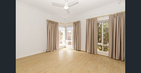 Well Maintained Family Home - Photo 2