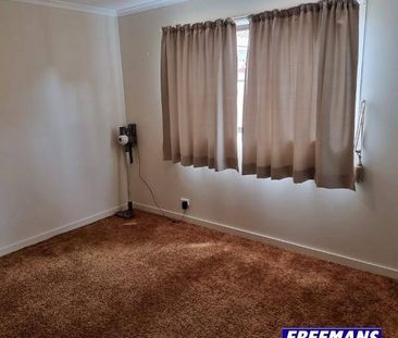 Spacious Family Home in Prime Hospital Hill Location - Photo 6