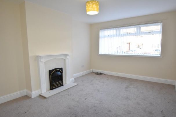 2 bedroom ground floor flat to rent - Photo 1