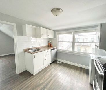 23 St. Patrick St, St. Catharines - 1 Bedroom Upper Unit - Photo 6