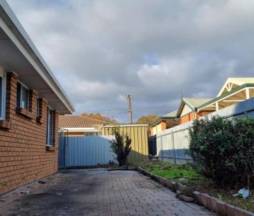 2/38 Duncan Street, Sturt SA 5047 - Photo 4