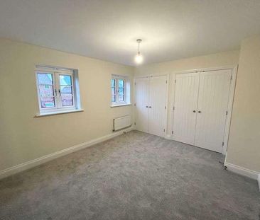 Field View, Brackley, NN13 - Photo 3