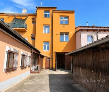 Pronájem krásného slunného bytu 3+1 se zahrádkou v centru Blatné - Photo 1