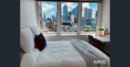 Luxurious furnished waterfront location - Photo 3