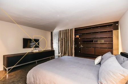 Barcelona, Catalonia 08003 - Photo 2