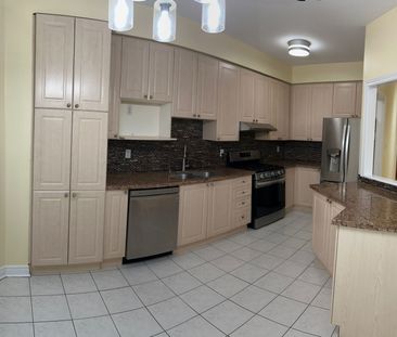 For Lease - 544 Matisse Place, Mississauga, Ontario - Photo 1