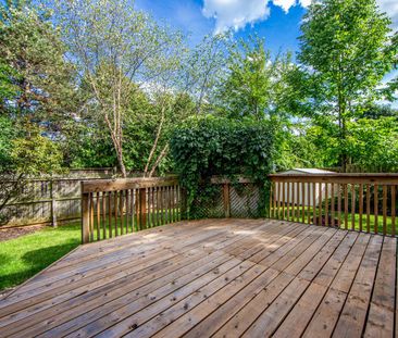 For Lease - 1020 Roxborough Drive, Oakville, Ontario - Photo 5