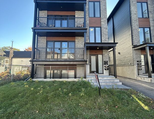 342 Shakespeare Street - 1 - Photo 1