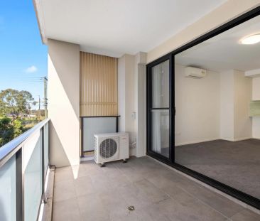 Modern North-Facing Apartment Offering Privacy, Light & Prime Conve... - Photo 4