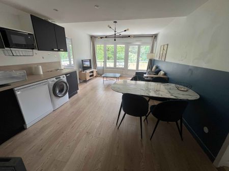 5 pièces - Meublé - 86,38 m² - 2ème étage - Colocation autorisée - Photo 2
