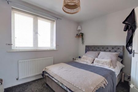 2 bedroom townhouse to rent - Photo 4