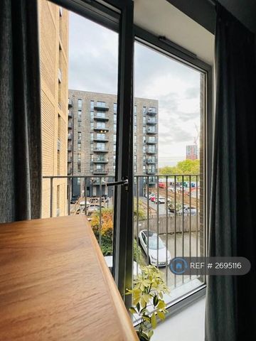 1 bedroom flat to rent - Photo 5