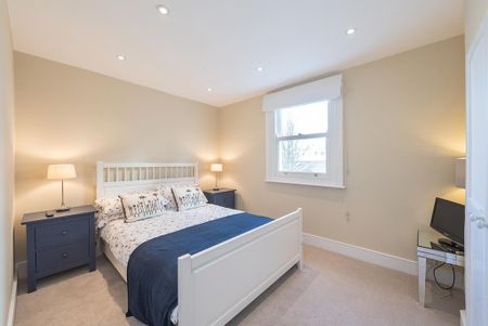 3 bedroom flat to rent - Photo 5