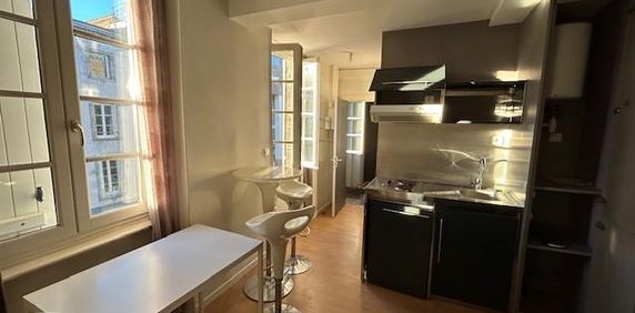 Location Appartement 1 pièce 13m² CLERMONT FERRAND 63000 - Photo 2