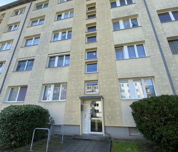 **Helle 2-RWG im EG – Balkon – Tageslichtbad mit Dusche **WE 32** - Photo 1