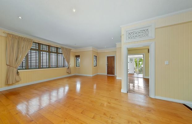 Character-Filled Queenslander with City Glimpses - Photo 1