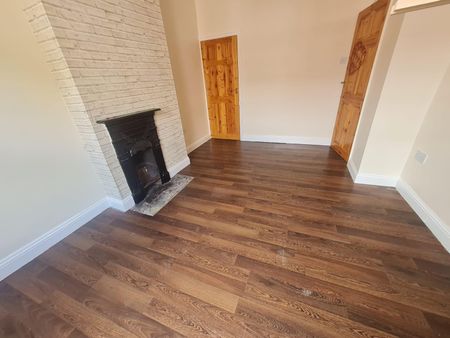 Whitehall Street, Wakefield - Photo 4