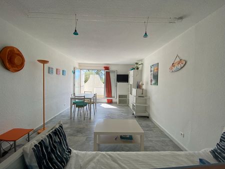 Location Appartement 3 pièces 56m² LA GRANDE MOTTE 34280 - Photo 4