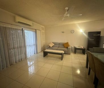 Furnished & Spacious Inner-City Apartment! - Photo 3