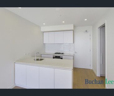 Amazing CBD skyline views - Photo 2