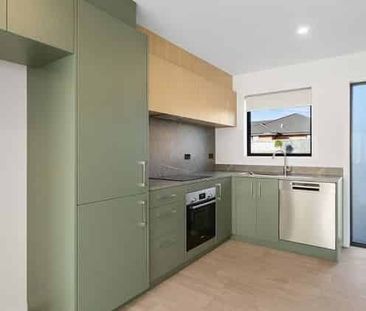 Modern 2 bedroom Townhouse! - Photo 5