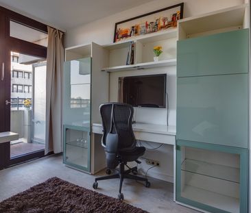 Central Haidhausen: small apartment with balcony - Photo 1