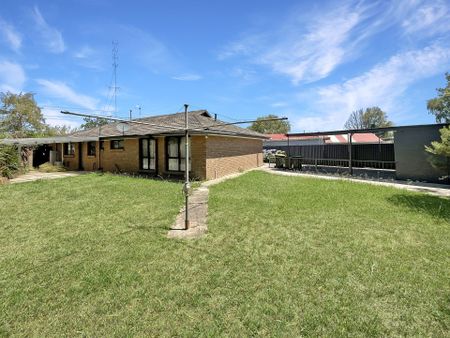 16 Warratta Avenue, Delacombe - Photo 3