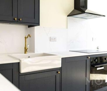 Clifton Gardens, Folkestone, CT20 - Photo 5