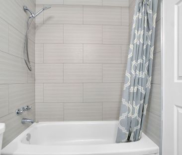 For Lease - 200 Robert Speck Parkway Unit# 5, Mississauga, Ontario - Photo 4